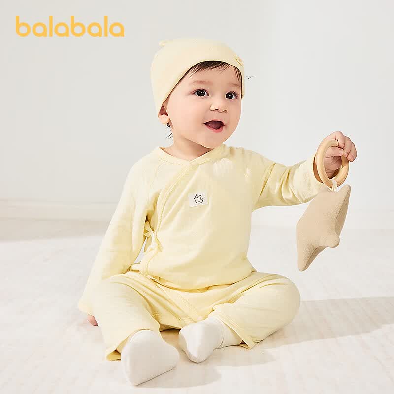 巴拉巴拉（BALABALA）【balaOne】巴拉巴拉童装婴儿连体衣宝宝哈衣爬服2026款全棉春装 蛾黄31006 52cm