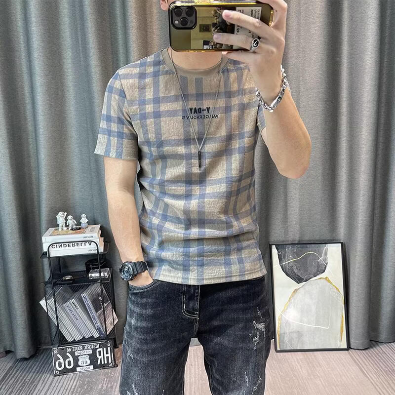 【轻奢正品】夏季新款潮流男士格子印花圆领短袖薄款透气修身百搭 杏色 XL 建议(125-145斤)