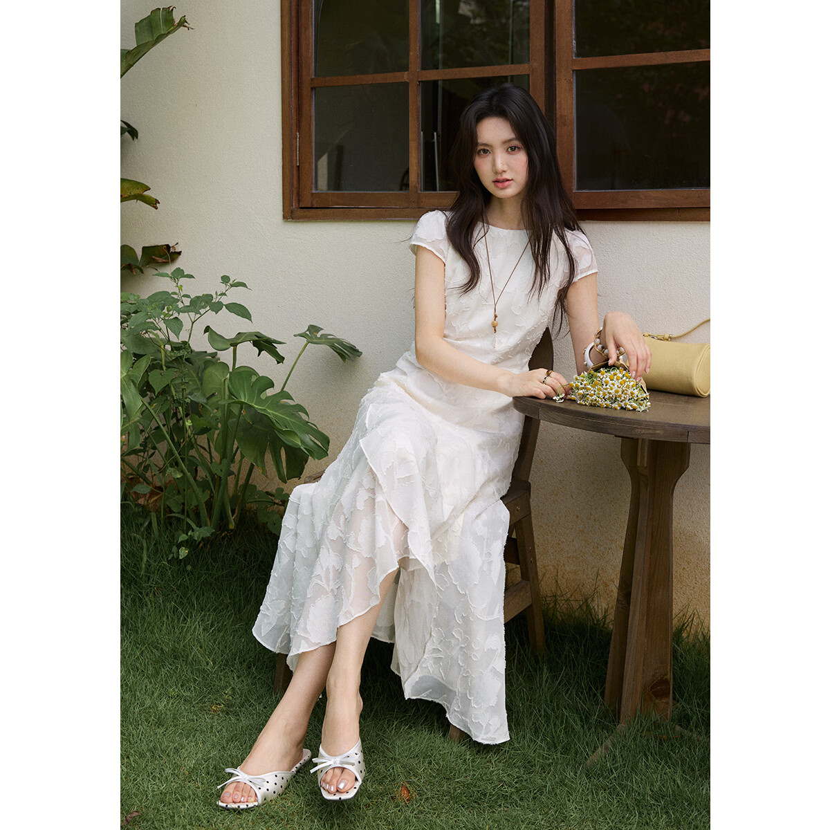 谜秀杏色鱼尾连衣裙女2026夏季新款显瘦轻礼服裙子剪花设计感收腰长裙 杏色 (短袖) M