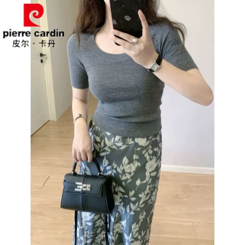 皮尔卡丹(pierre cardin)度假风时尚收腰显瘦套装女夏季灰色修身T恤高腰碎花半身裙两件套 【套装】灰色上衣+印花半身裙 2XL 125-140斤