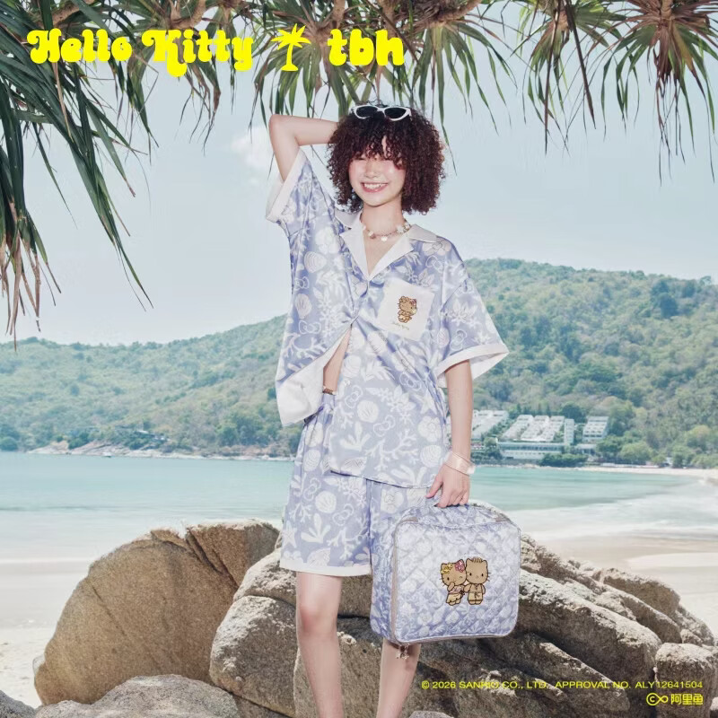 野兽派家居（tbh）【雨琦同款】HelloKitty星光缎家居服套装可外穿睡衣女 Hello Kitty星光缎家居服 短款 微风蓝 M