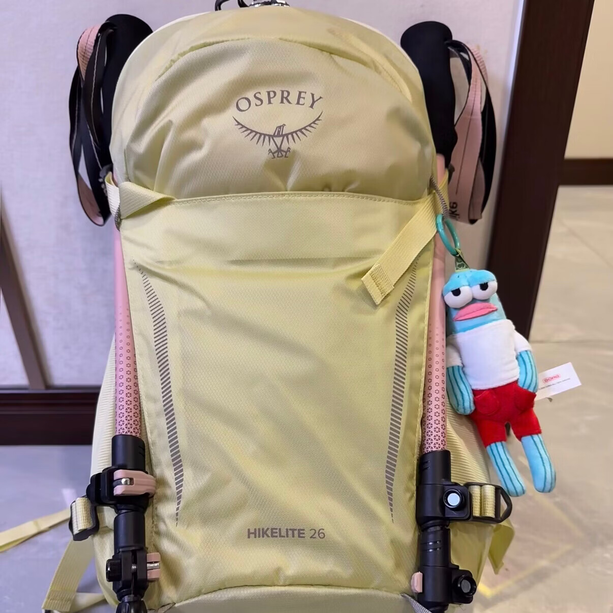 OSPREY小鹰Hikelite骇客18L26L28L轻量化户外包登山包男女款徒步双肩包 浅黄色 18L