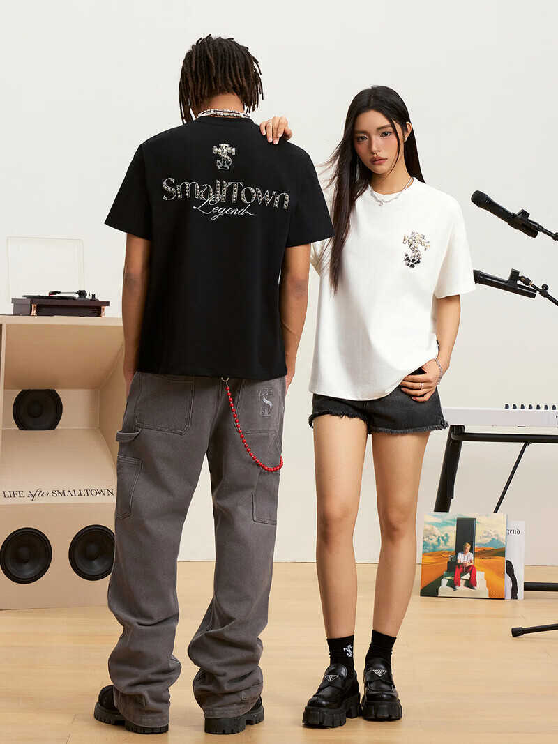 STK SmallTownKid 珍珠花体字短袖t恤宽松落肩男女潮流夏装TEE 黑色 （现货） M 推荐125～145斤