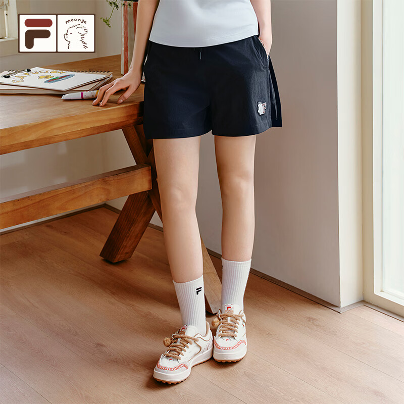 FILA FUSION斐乐潮牌梭织短裤女2026秋新款时尚百搭休闲宽松裤子 宝石深蓝-DB S 160/62A/S