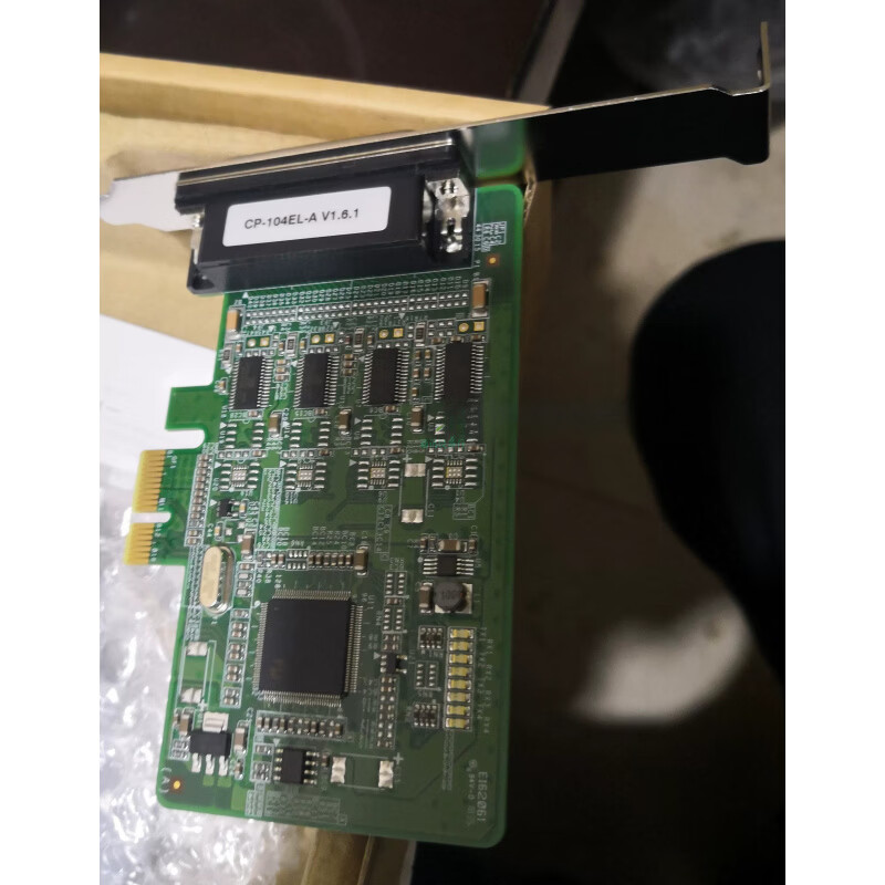 CP-104EL-A ,摩莎MOXA串口卡 PCI-E插槽 4口 RS232
