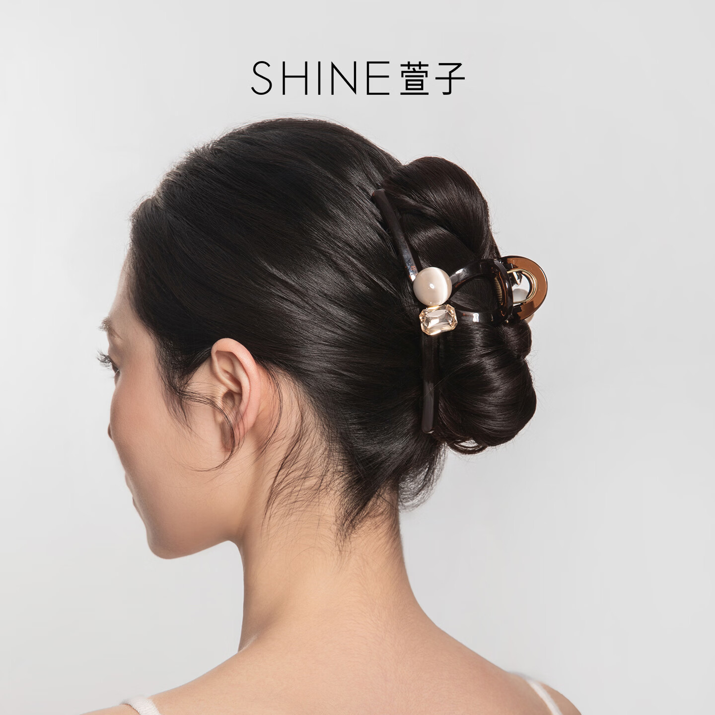 萱子(SHINE)优雅气质珍珠抓夹亚克力鲨鱼夹后脑勺发夹精致发抓生日礼物 咖色-中号 1个