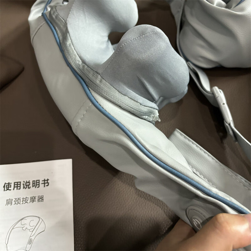 溥畔处理送人有面线下1000+ 揉捏热敷多功能按摩披肩肌颈椎按摩仪 如图
