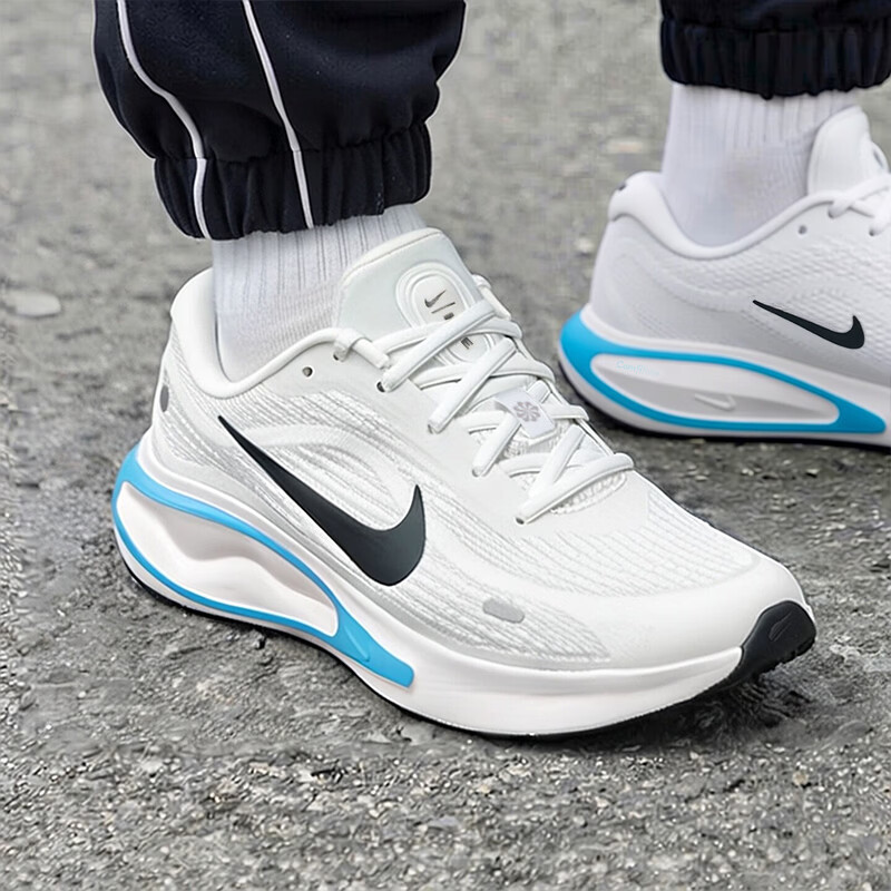 耐克（NIKE）男鞋 2026新款夏季运动鞋JOURNEY RUN健身训练缓震耐磨透气跑步鞋 灰白浅蓝 39 鞋内长24.5cm