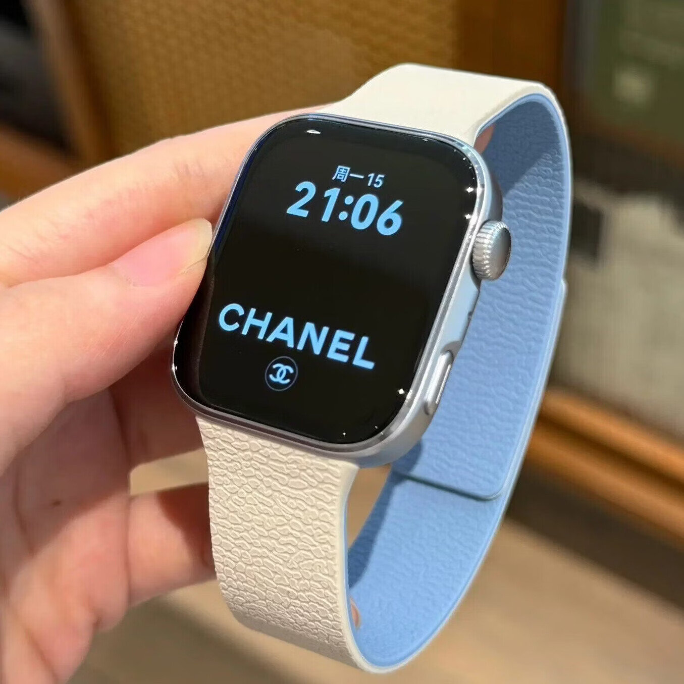 小皮匠适用华为手表WATCH FIT 5 PRO表带荔枝纹磁吸硅胶表带华为FIT5/FIT4Pro/FIT4/FIT3 古董白配薄雾蓝
