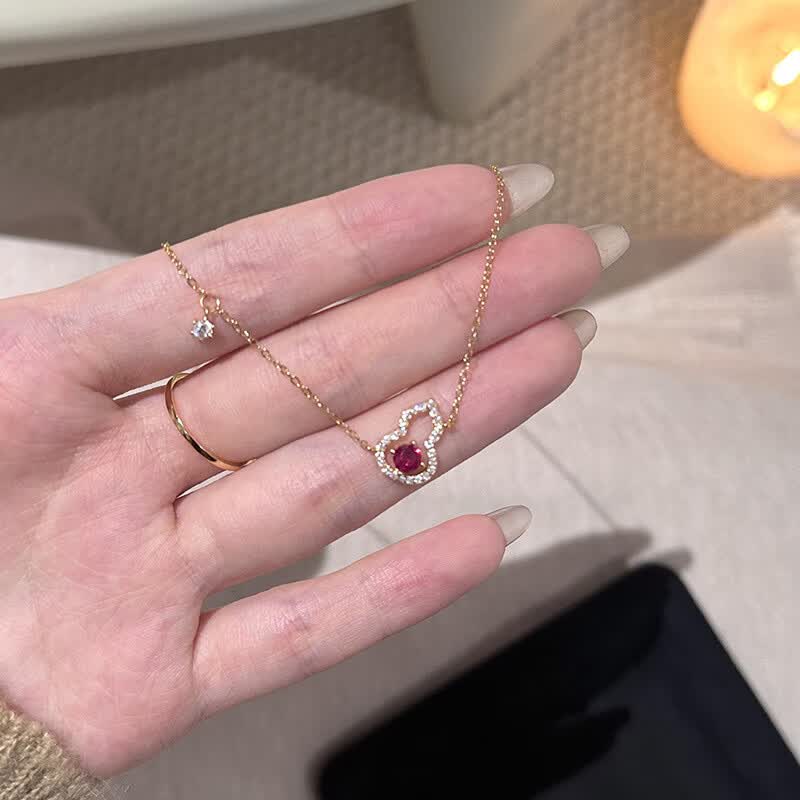 叁悦梵艺镂空葫芦项链女新中式小众高级感红色锆石吊坠锁骨链潮 葫芦项链(不锈钢镀金色)