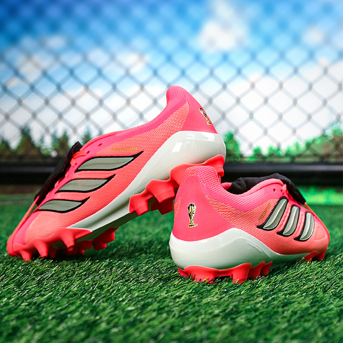 阿迪达斯(adidas)PREDATOR猎鹰26足球鞋男 26夏季新款AG短钉中端成人专业足球鞋 【炽焰荣光】美加墨世界杯配色 44 需比运动鞋拍大一码