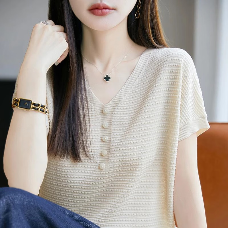 2026新款夏季纯色冰丝短袖t恤高级感时尚打底衫洋气女装针织上衣 米色 XL 120-130斤