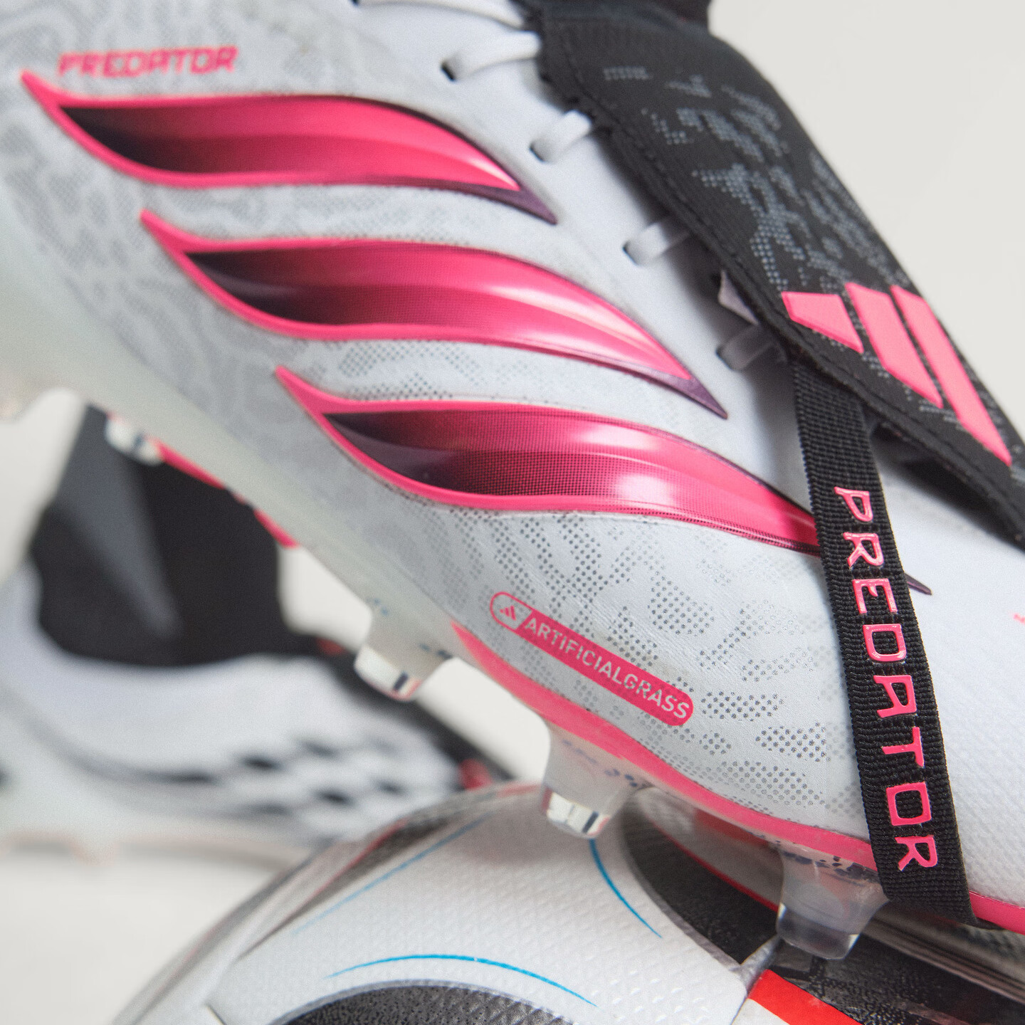 adidas PREDATOR ELITE FT AG人造草皮短钉足球鞋男女阿迪达斯 白色/漩涡荧光红/黑色 43