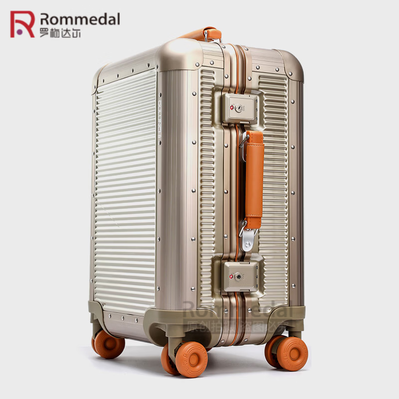 罗梅达尔(Rommedal)加厚铝框行李箱20寸商务旅行登机箱24寸结实耐用拉杆箱28寸大容量 银色【双排钢轴静音轮】 24英寸 【加厚箱体+水杯架