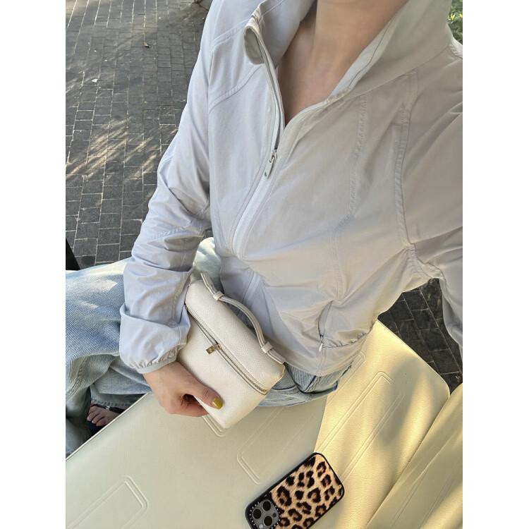 LE ALFASHIONLINE【断码清仓】轻薄防晒外套女新款春夏户外休闲运动风凉感长袖上衣 黑色 现货 S