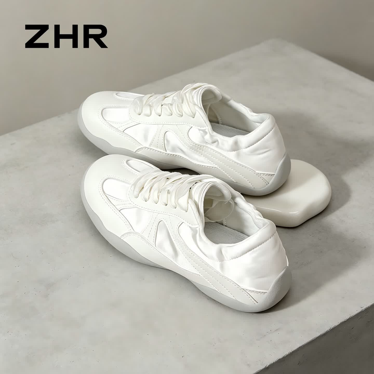 ZHR则则德训鞋女2026新款薄底轻便百搭小白鞋运动休闲鞋女鞋 KS552米色37
