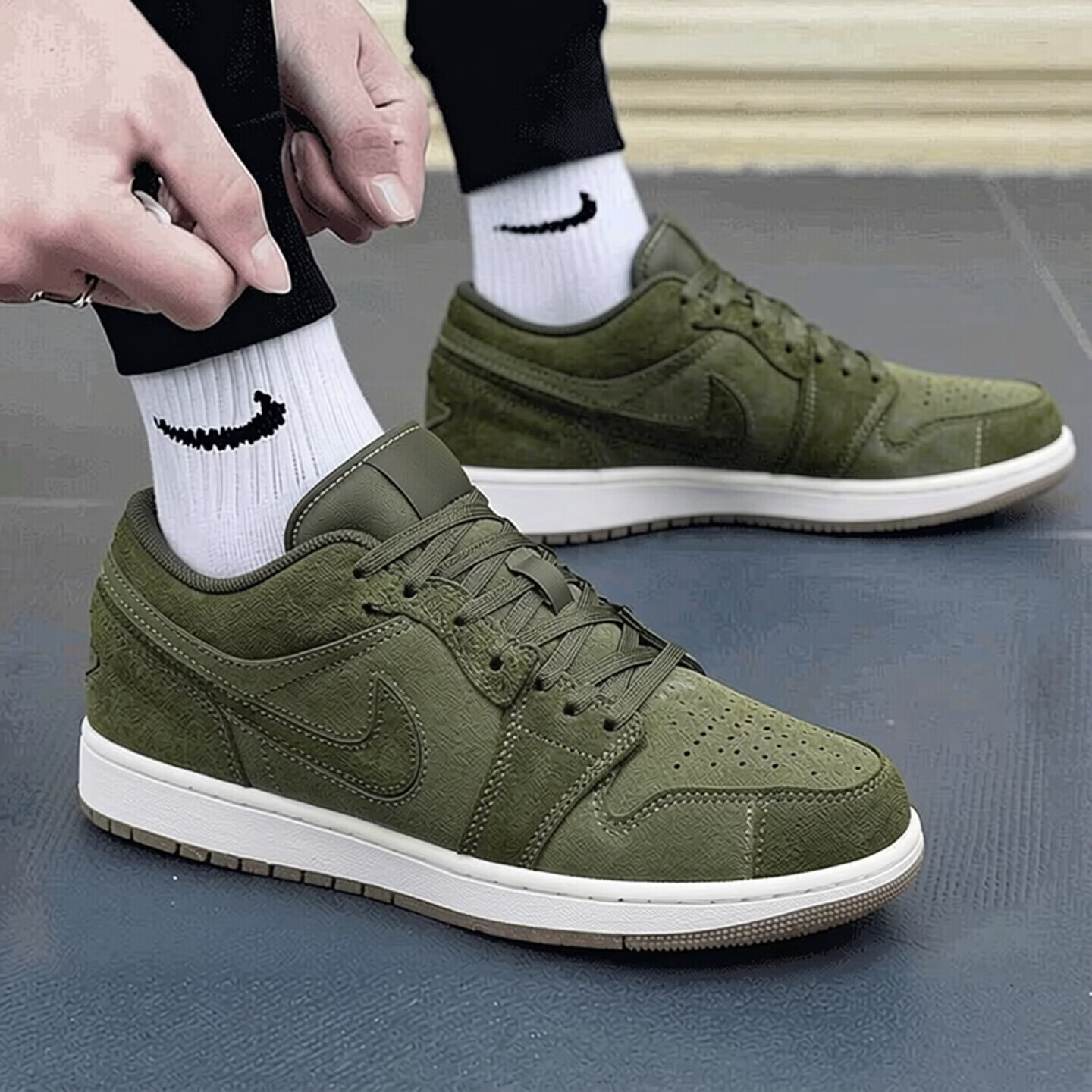 耐克（NIKE）AJ男鞋2026秋季新款AIR JORDAN 1AJ1休闲篮球鞋运动板鞋 FQ3055-300绿色 42
