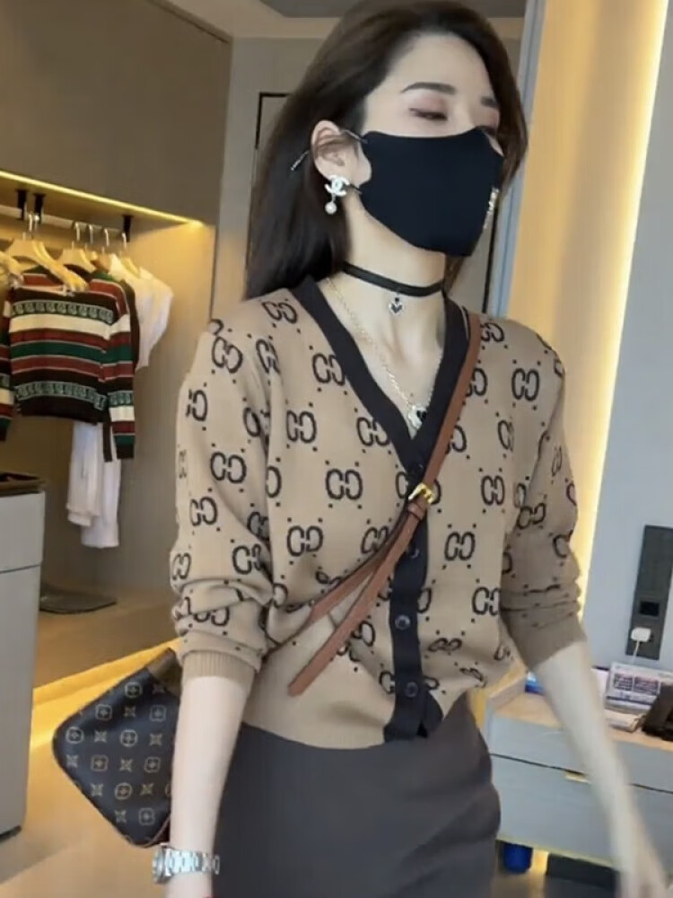 踏丽虹针织衫开衫女秋装女装2023时尚小香风长袖v领上衣 卡其色 均码