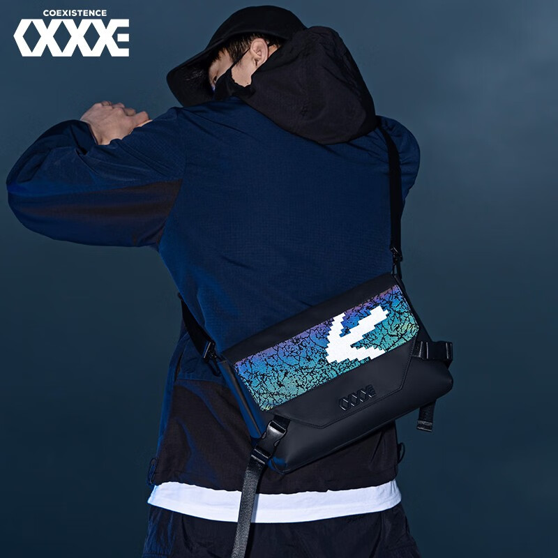 coexistence斜挎包男潮流邮差包大学生单肩包男多功能斜挎包 32157