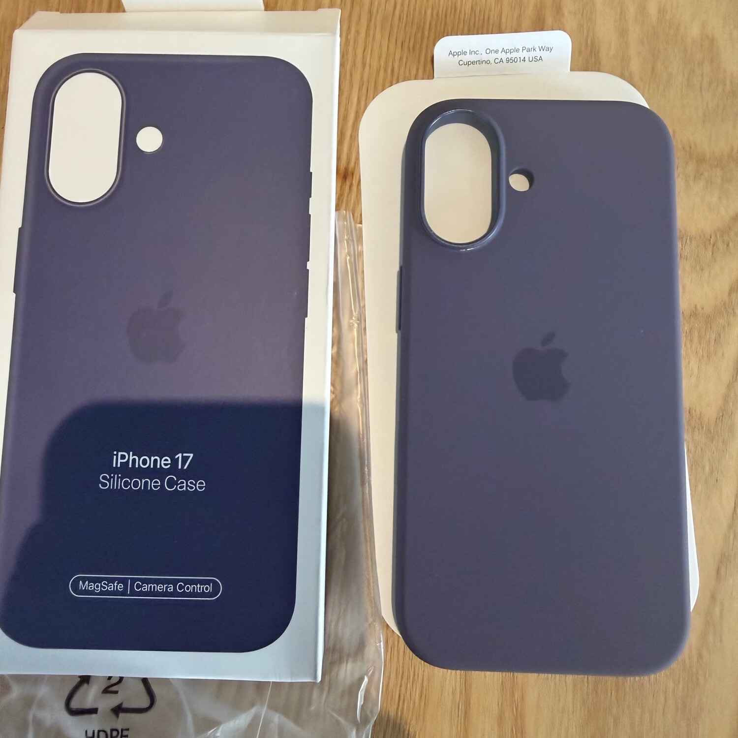 iPhone 17磁吸动画液态硅胶保护壳 雾紫 17