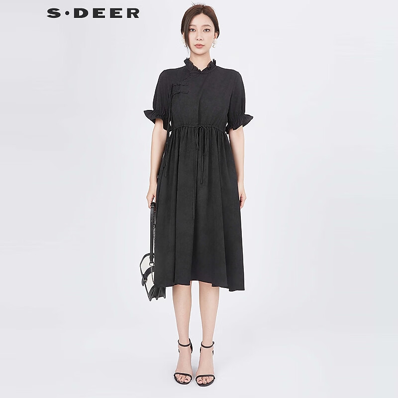 S.DEER圣迪奥夏季女装木耳边圆领盘扣收腰新中式连衣裙S242Z1270 黑色/91 M (165)