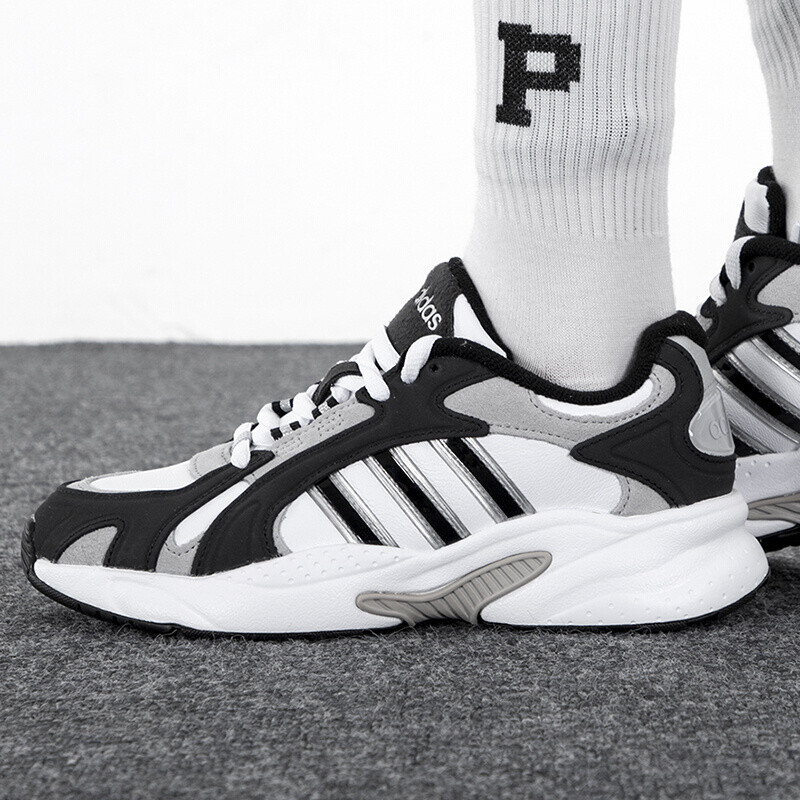 阿迪达斯（adidas）女鞋跑步鞋2026春季新款运动鞋复古老爹鞋学生低帮休闲鞋JP8050  GW7002/黑白金属银 36