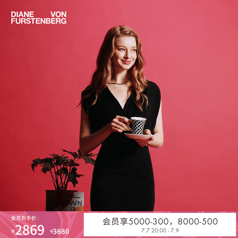 Diane von Furstenberg[小黑裙]DVF经典黑V领侧开叉哑光针织收腰轻薄无袖连衣裙MR84E00 经典黑 S