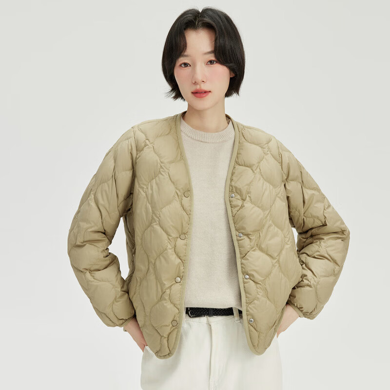 雪中飞秋冬轻薄款美拉德羽绒服女V领简约短款防寒时尚潮流百搭鸭绒外套 杏仁米 L (165)