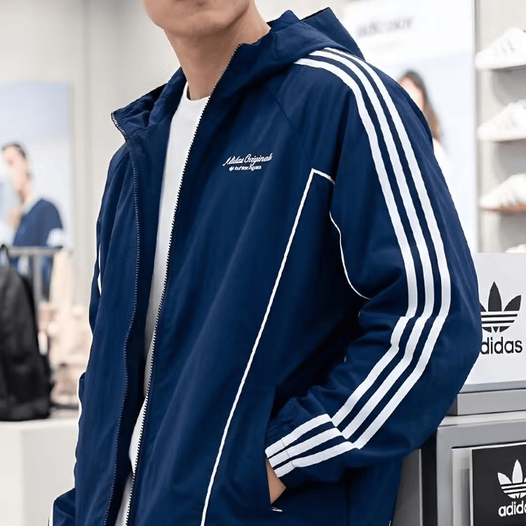 阿迪达斯（adidas）三叶草 外套男装2026秋新款街头风宽松舒适百搭休闲运动夹克外套 KW5692 深靛蓝【宽松版/100% 锦纶】 3XL
