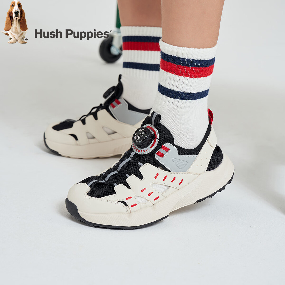 暇步士(Hush Puppies)童鞋春秋男童运动鞋儿童鞋户外透气软底大童跑步休闲鞋 HP4213黑色 35 适合脚长22cm