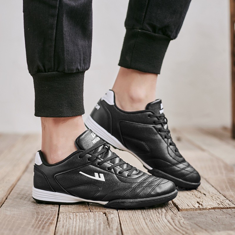 回力鞋新款运动鞋低帮系带男鞋皮面防水人工草地训练鞋碎钉碎钉足球鞋