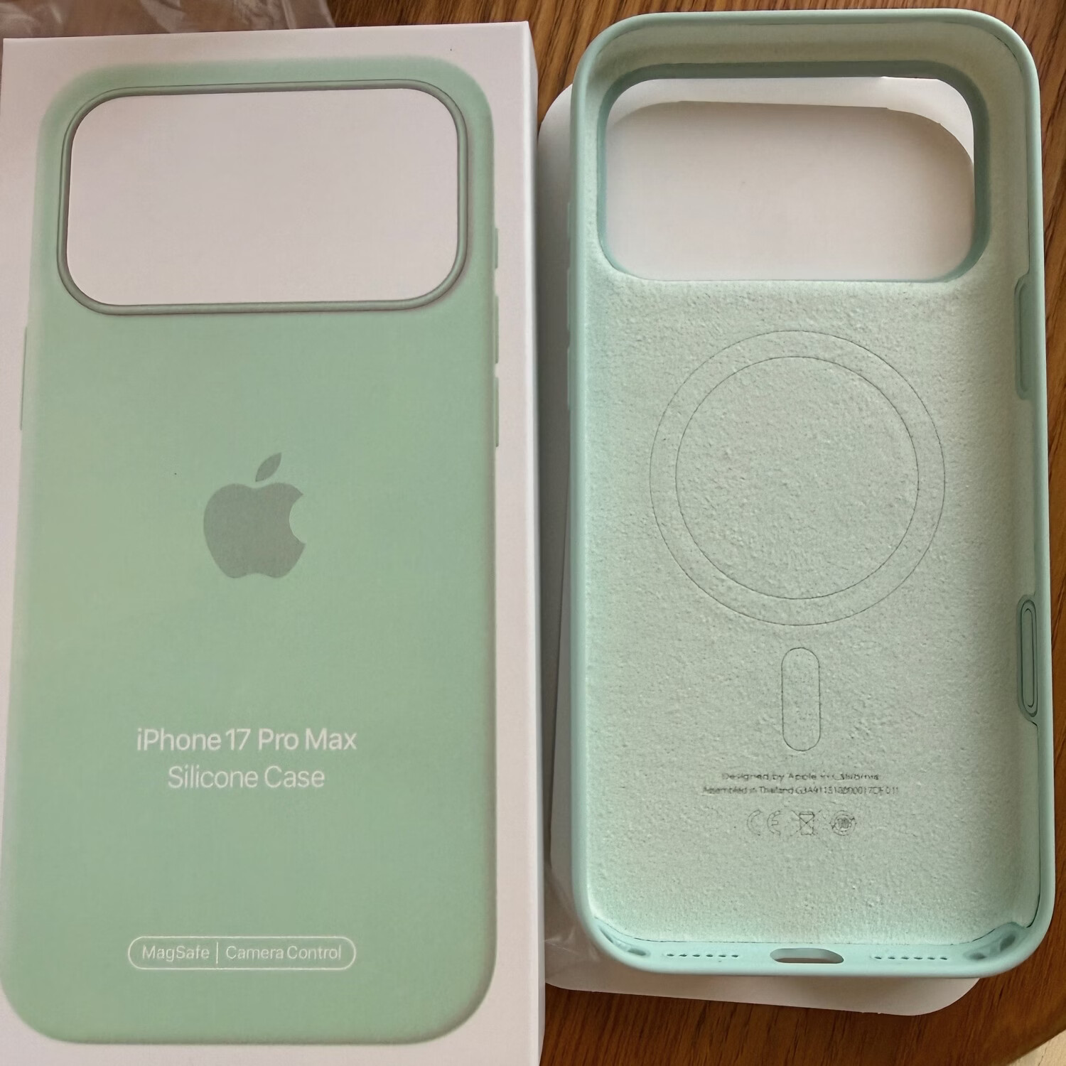 iPhone 17 Pro Max液态硅胶保护壳(现货速发) 碧蓝色 17proMax