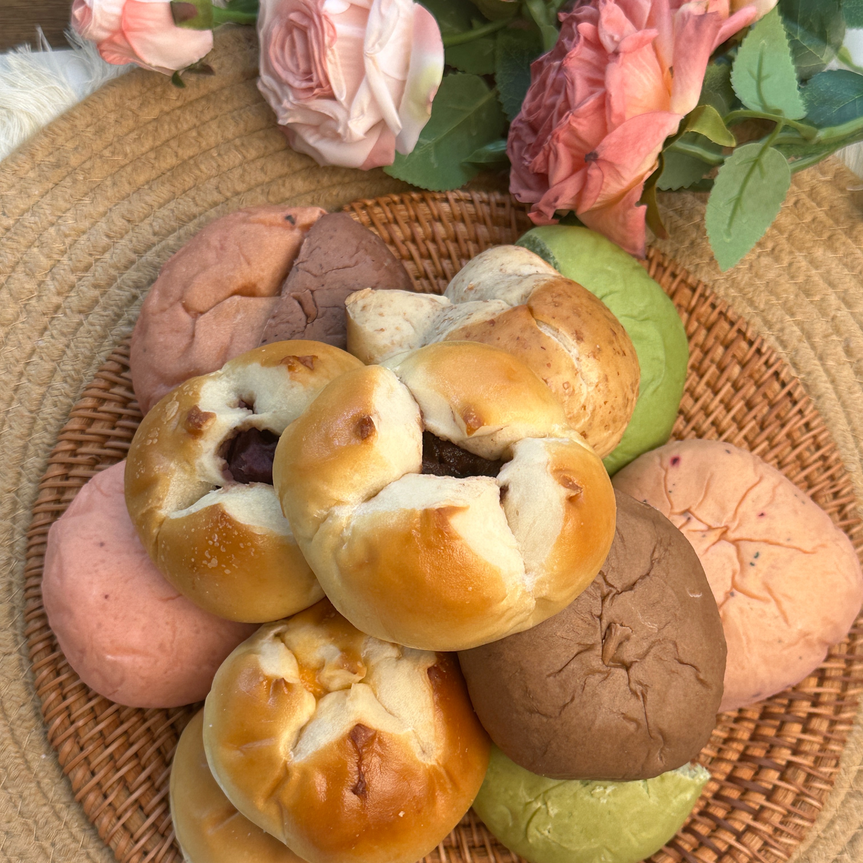 喵叔的实验室(MIO'S LAB)碱水面包球软糯欧包囤货零食早餐面包组合装10种口味任选14件划算 碱水球肉松2+紫薯2+抹茶2+乳酪包蓝莓3+桑葚3+抹茶3