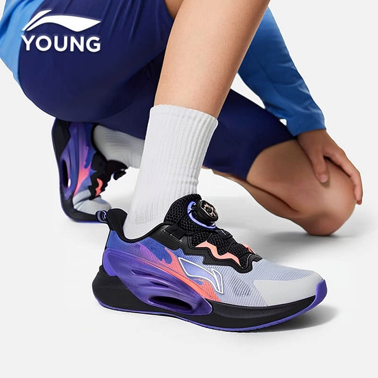 李宁（LI-NING）儿童跑步鞋男大童2026秋季新款追光透气防滑青少年体育锻炼跑鞋 黑色/川石灰16-7 33