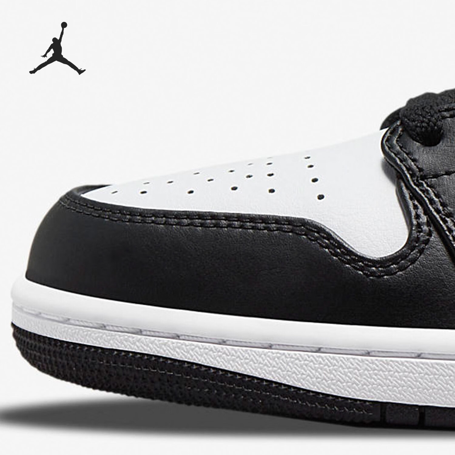 耐克(NIKE)AIR JORDAN 1 男子经典休闲板鞋男女情侣鞋大童鞋篮球鞋 CZ0790-400 黑曜石 39