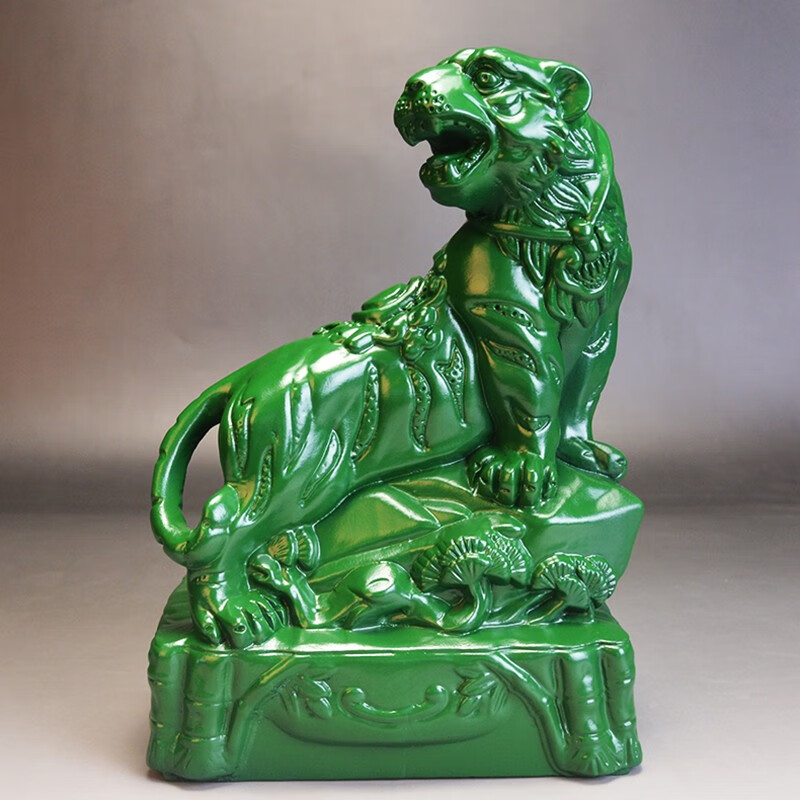 仙将实木绿色老虎摆件木质生肖上山虎木头雕刻青虎绿虎招财工艺品