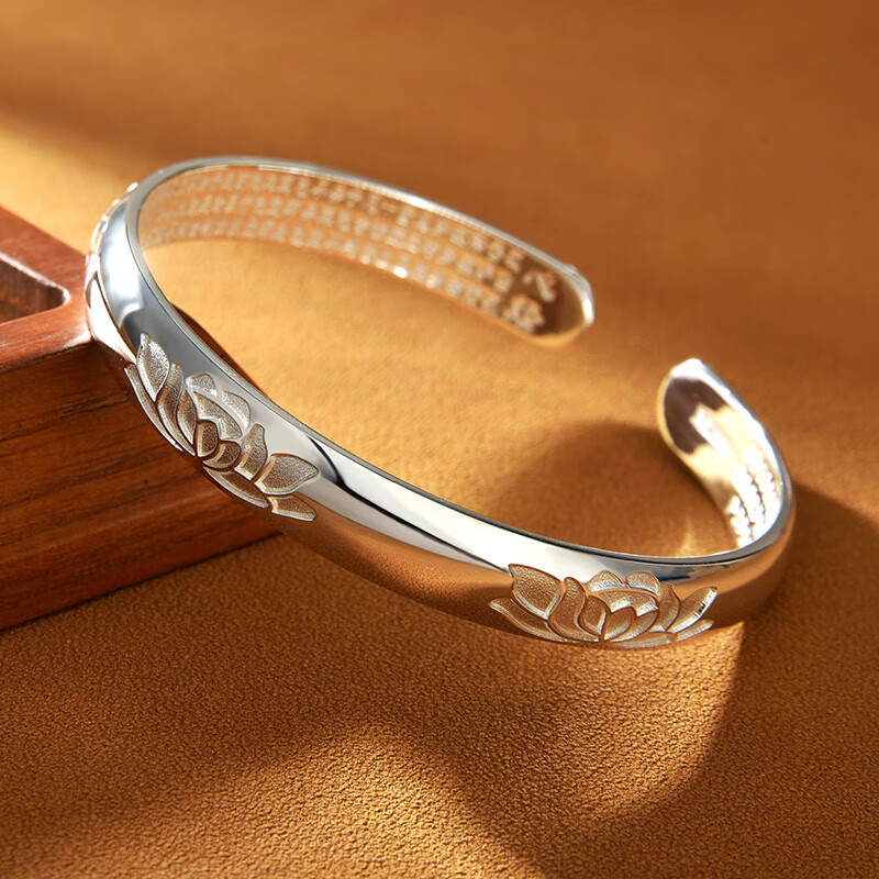 托托贴贴 半月镯银 莲花银手镯女银9999光面实心开口式经文年轻款sn