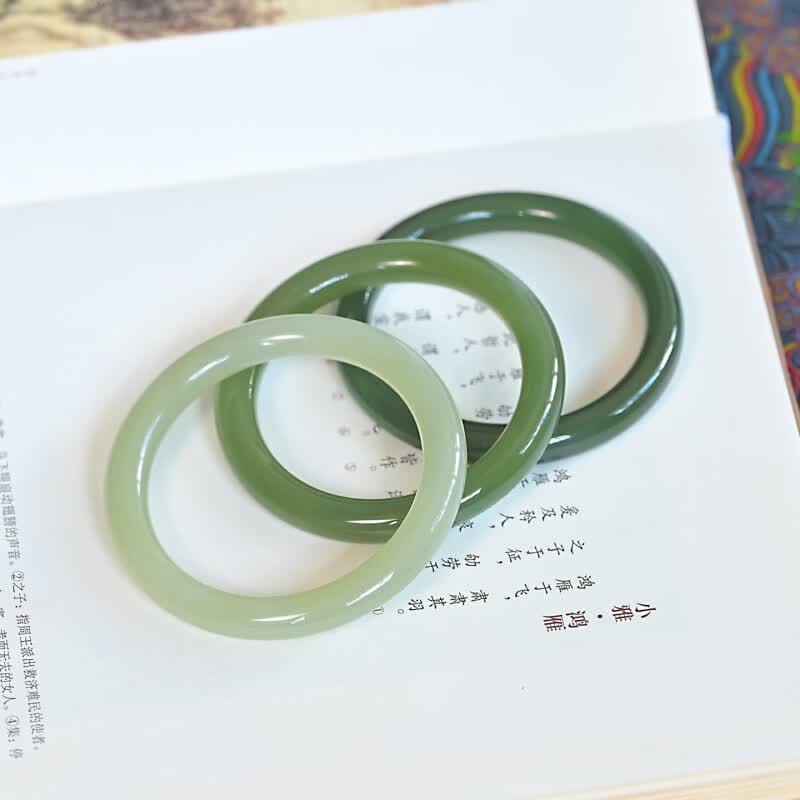 野牛沟晴水和田玉圆条镯美人条手镯 白玉湖水绿中宽子女款玉手饰 051225-58圈