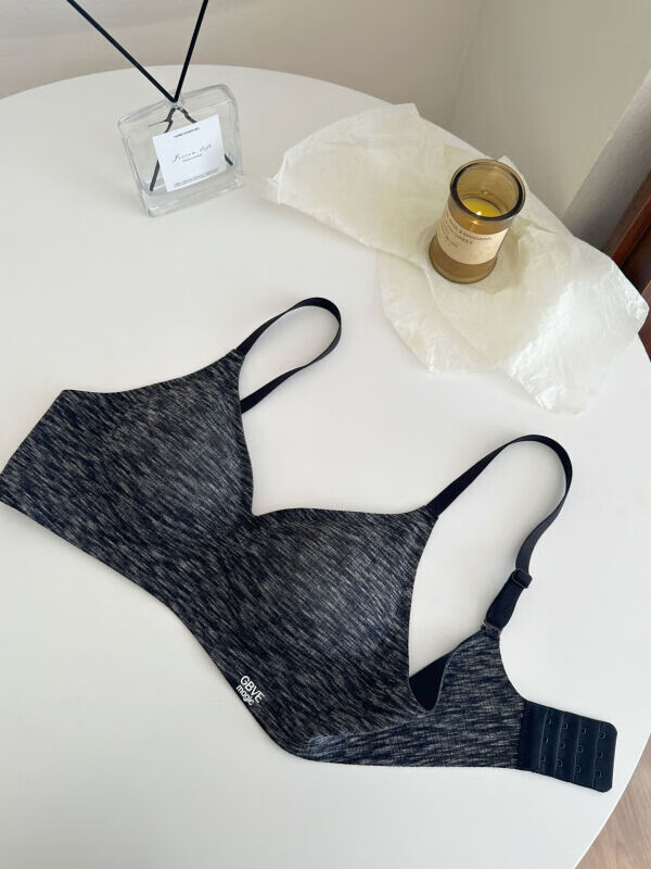 小胸显大无痕聚拢提拉内衣女舒适裸感固定杯软支撑运动风文胸 黑色【高质量】 S（3270ABC通杯