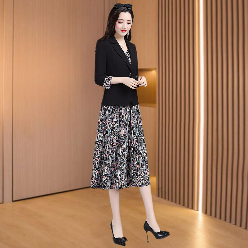香影芬长袖连衣裙女春秋2026新款流行爆款十三行高端品牌两件套装高级感 杏色5194 XL (建议111-120斤)