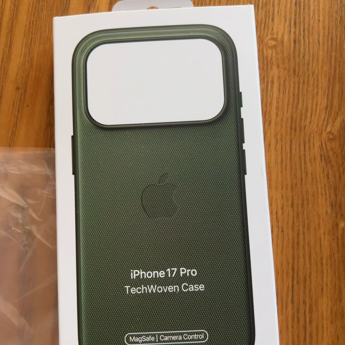 iPhone 17 Pro磁吸动画科技布保护壳 按键款 白色 17pro