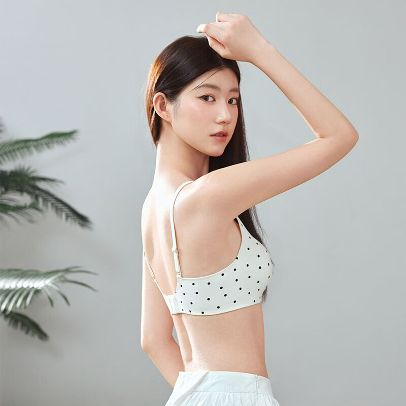 千奈美开学季无钢圈内衣薄款聚拢上托低U领亲肤无痕文胸 米白色 XL (85AB/80C)