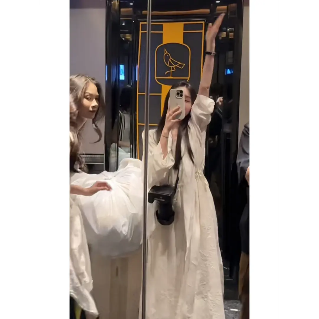 PARKYEON法式气质温柔风长袖连衣裙女2026春季新款小众别致宽松显瘦长裙子 连衣裙 S 建议 80-95斤