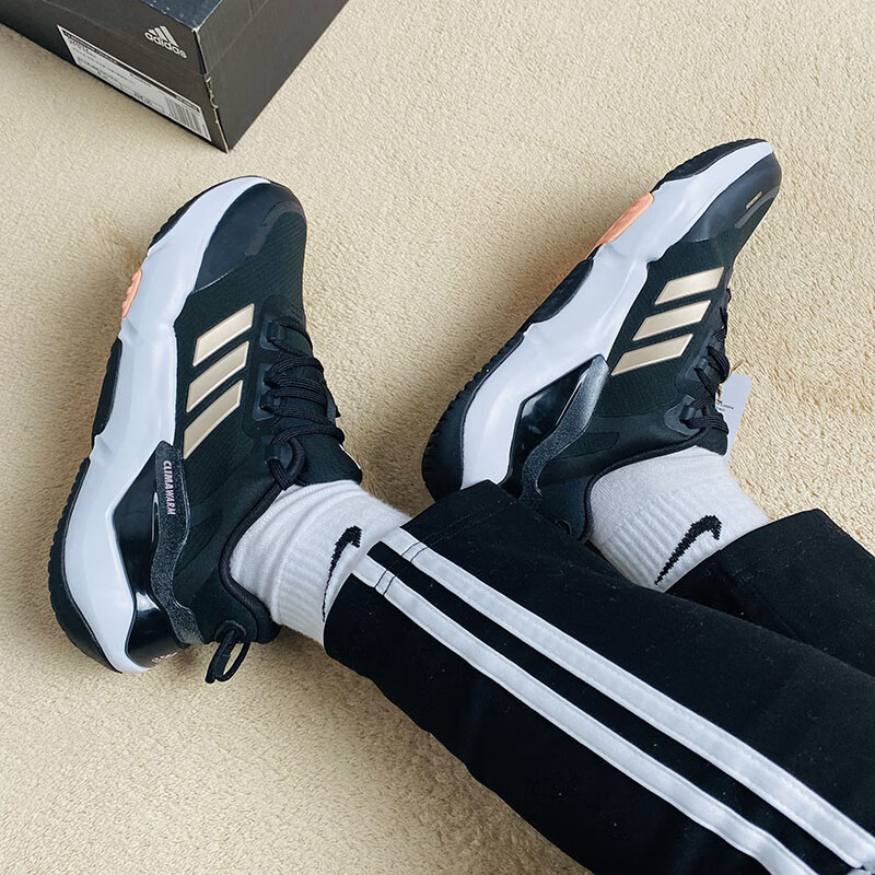 阿迪达斯女鞋跑步鞋女官网climawarm cruiser缓震耐磨运