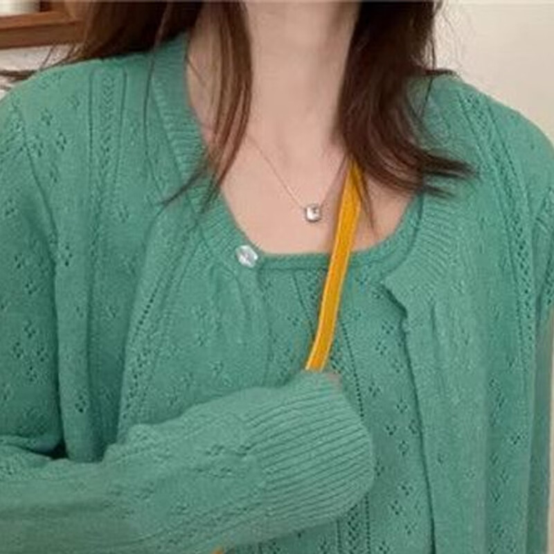 子牧棉麻2026秋冬装 女韩系气质针织两件套甜美小清新针织开衫套装7261 米白色 均码 （建议90-140斤）