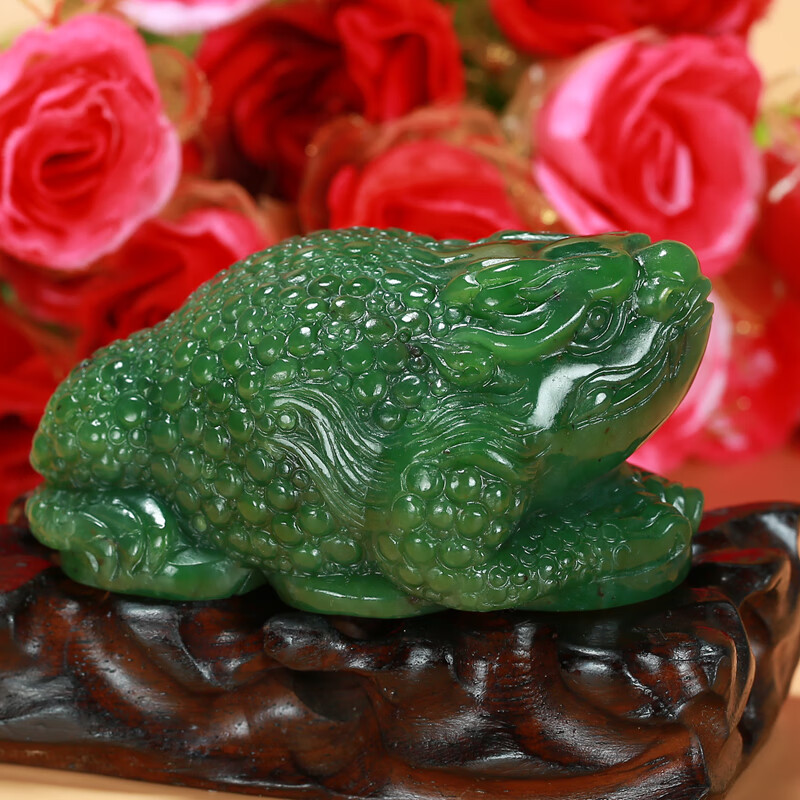 玉雕大师万子涵作品 和田玉碧玉金蟾富贵缠身手把