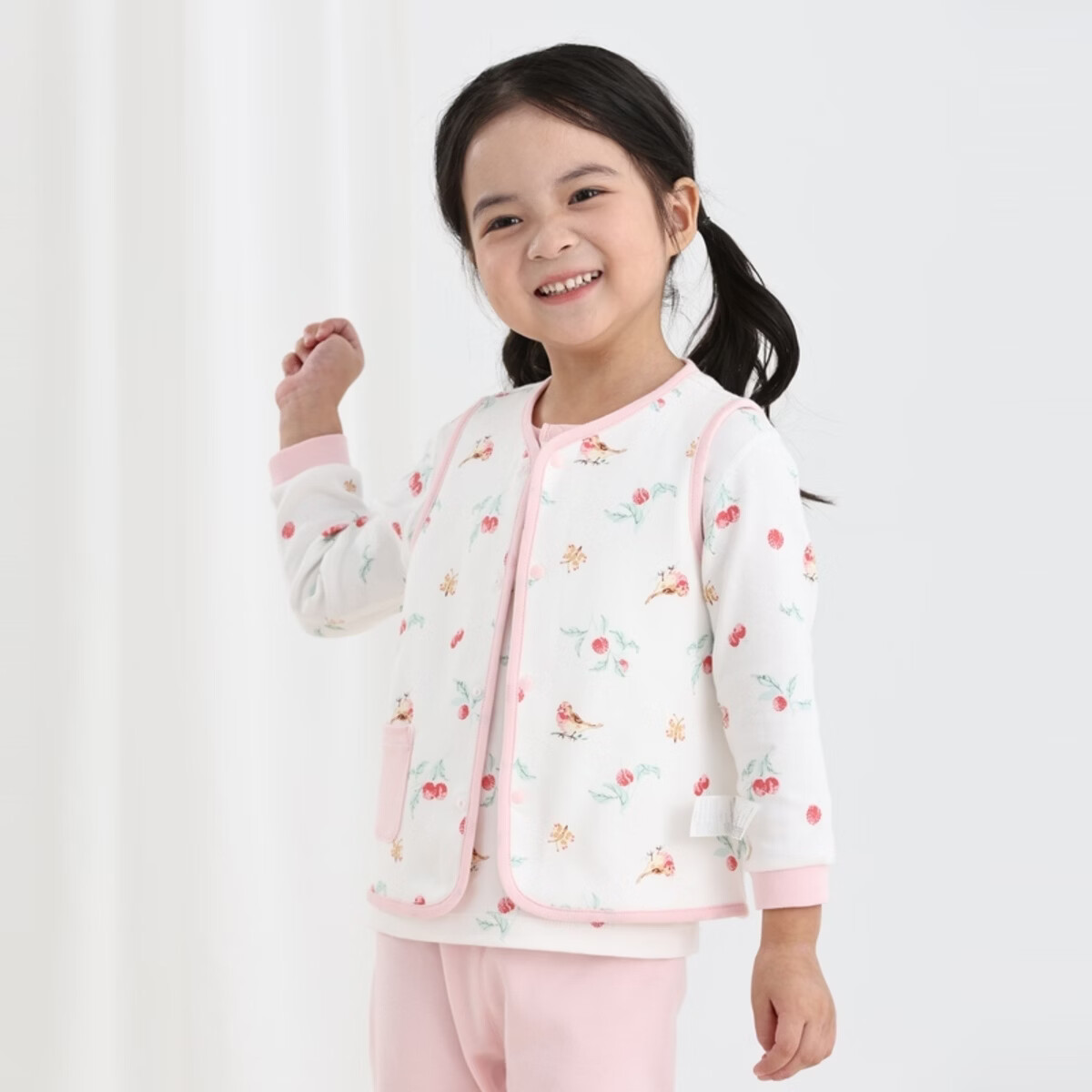 丽婴房(Les enphants)【5A抗菌】丽婴房轻暖系列安心棉儿童家居背心内搭外穿小马甲 清甜荔枝 140 cm