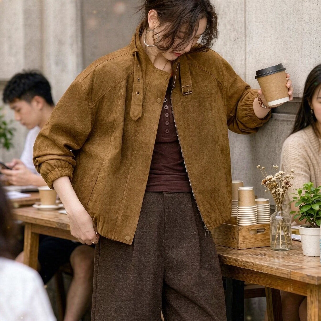 复古麂皮绒外套女2026春秋季韩版宽松拉链短款百搭休闲女夹克外套 驼色 M