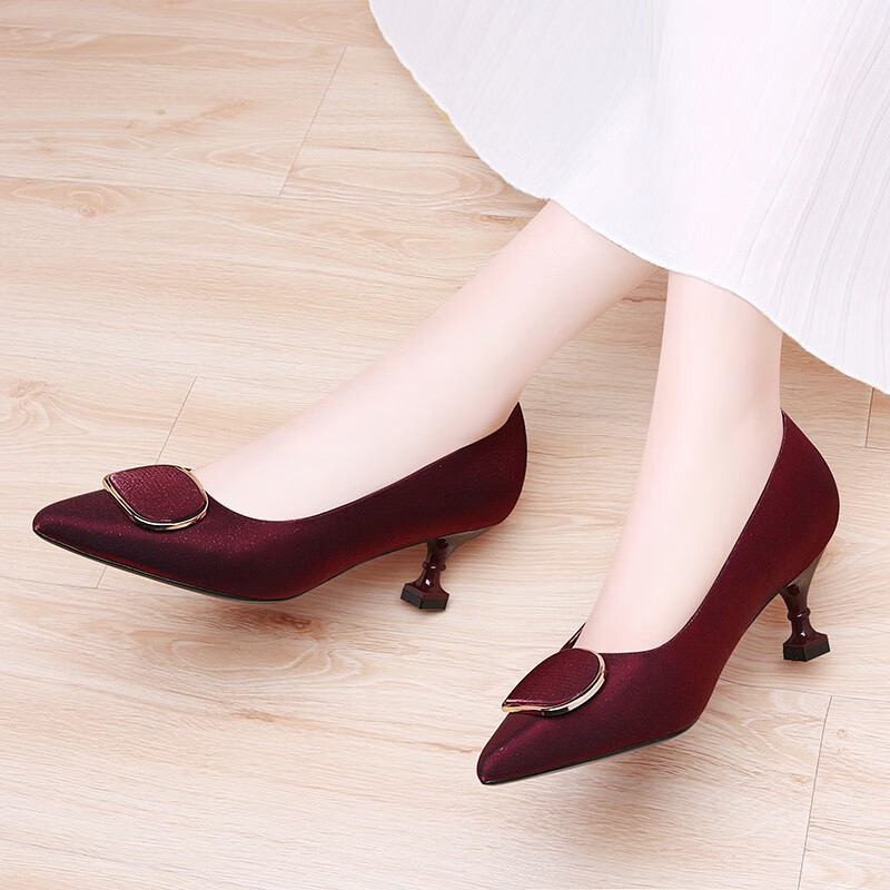 古奇天伦(guciheaven)单鞋女2023春秋季新款女鞋子女士皮鞋高跟鞋时装