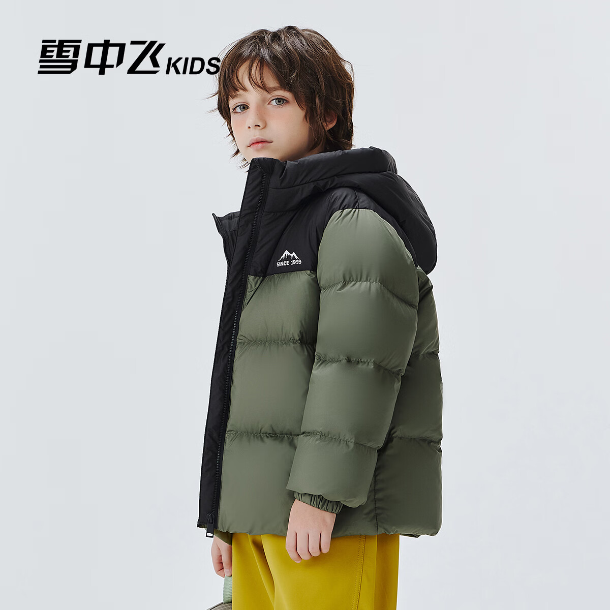 雪中飞儿童羽绒服新款女童简约短款面包服男童加厚防水保暖冬季羽绒外套 灰绿色6322 170